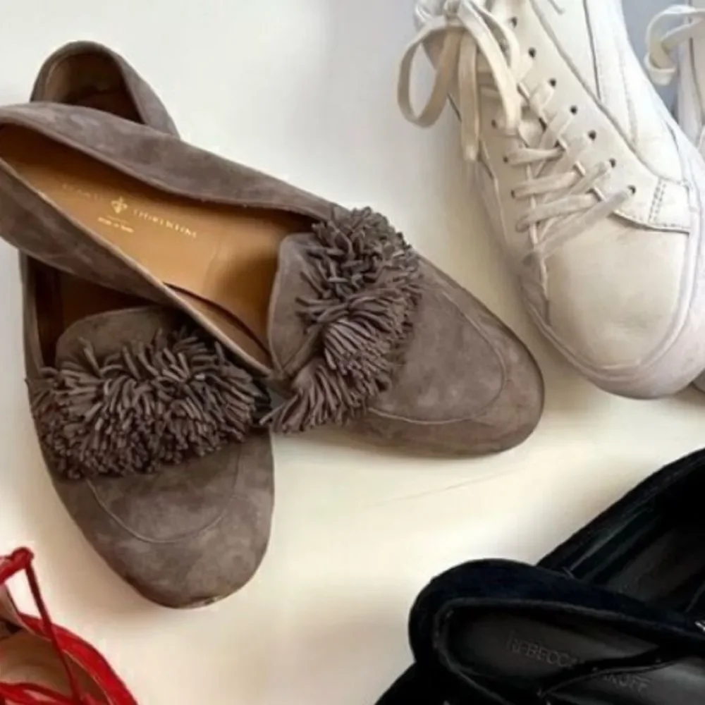 Anthropologie Mercanti Fiorentini Made in Italy Grey Fringe Pom Suede Loafers
